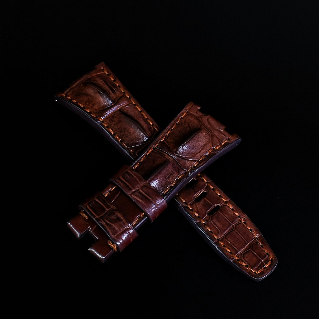 BROWN CROCODILE HORNBACK LEATHER STRAP