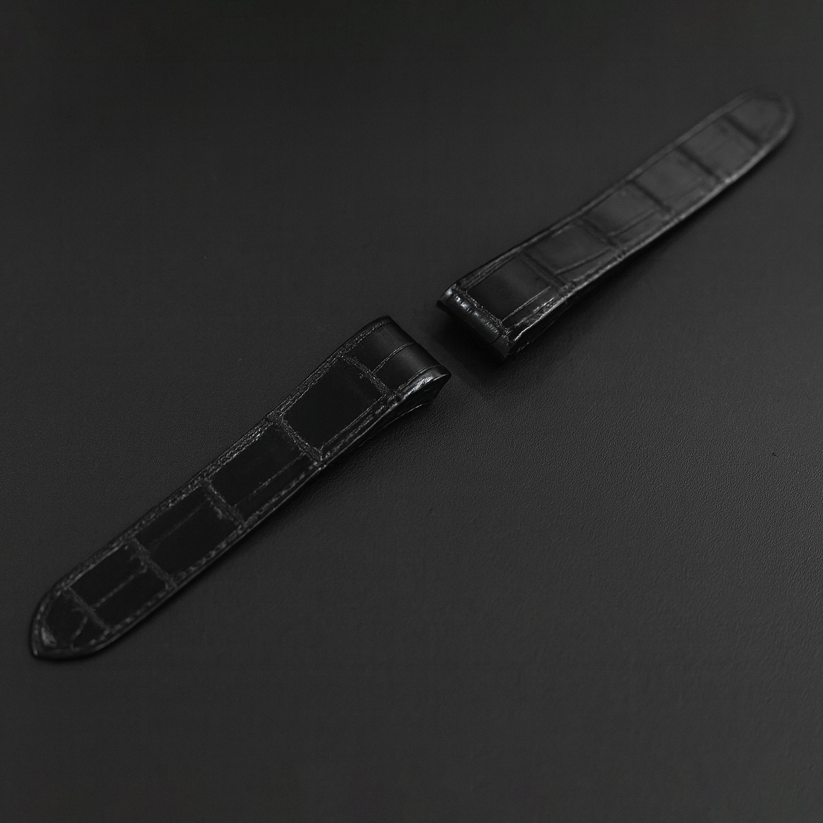 BLACK CROCODILE LEATHER STRAP