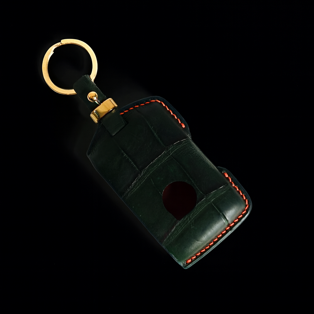 GREEN HANDMADE LEATHER KEY CASE FOR VOLVO