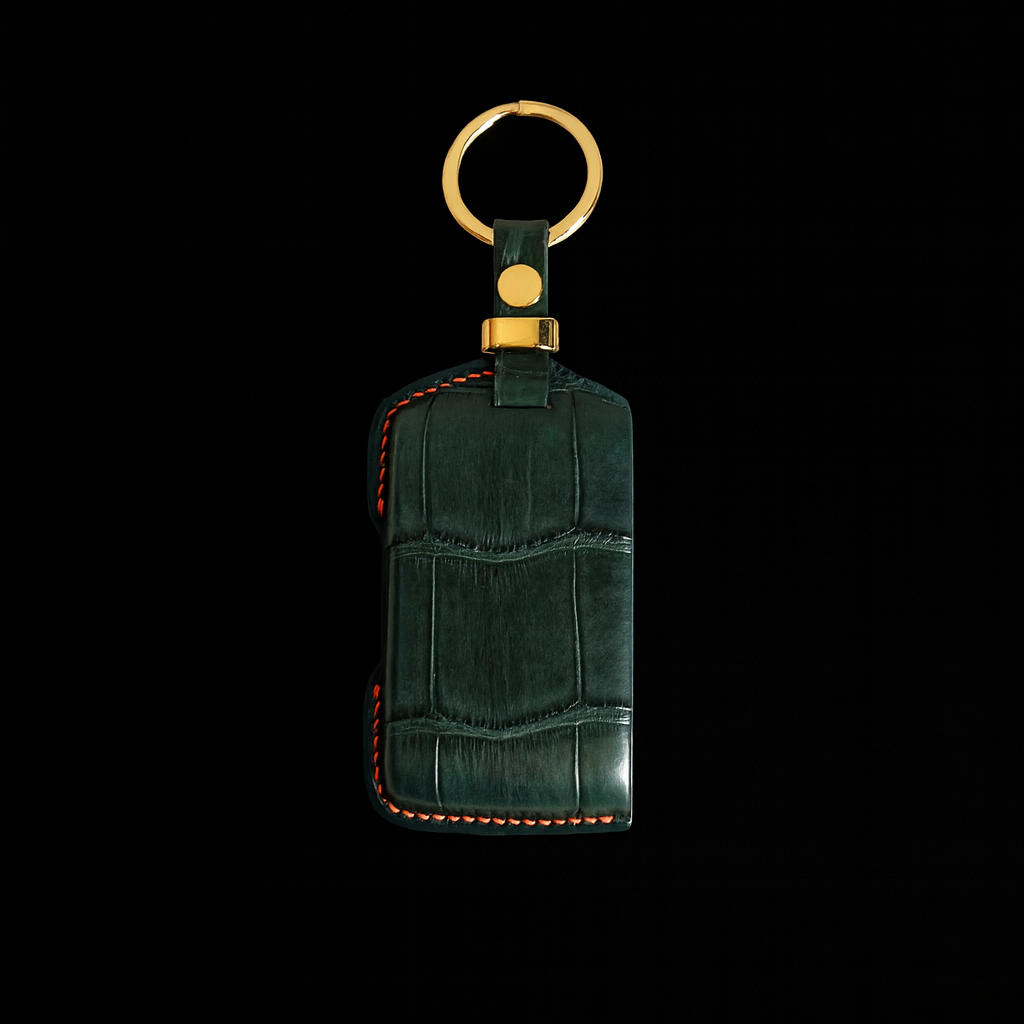 GREEN HANDMADE LEATHER KEY CASE FOR VOLVO