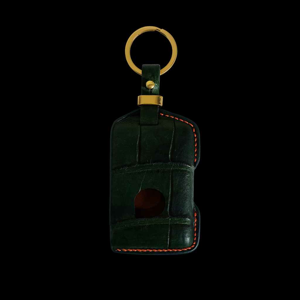 GREEN HANDMADE LEATHER KEY CASE FOR VOLVO