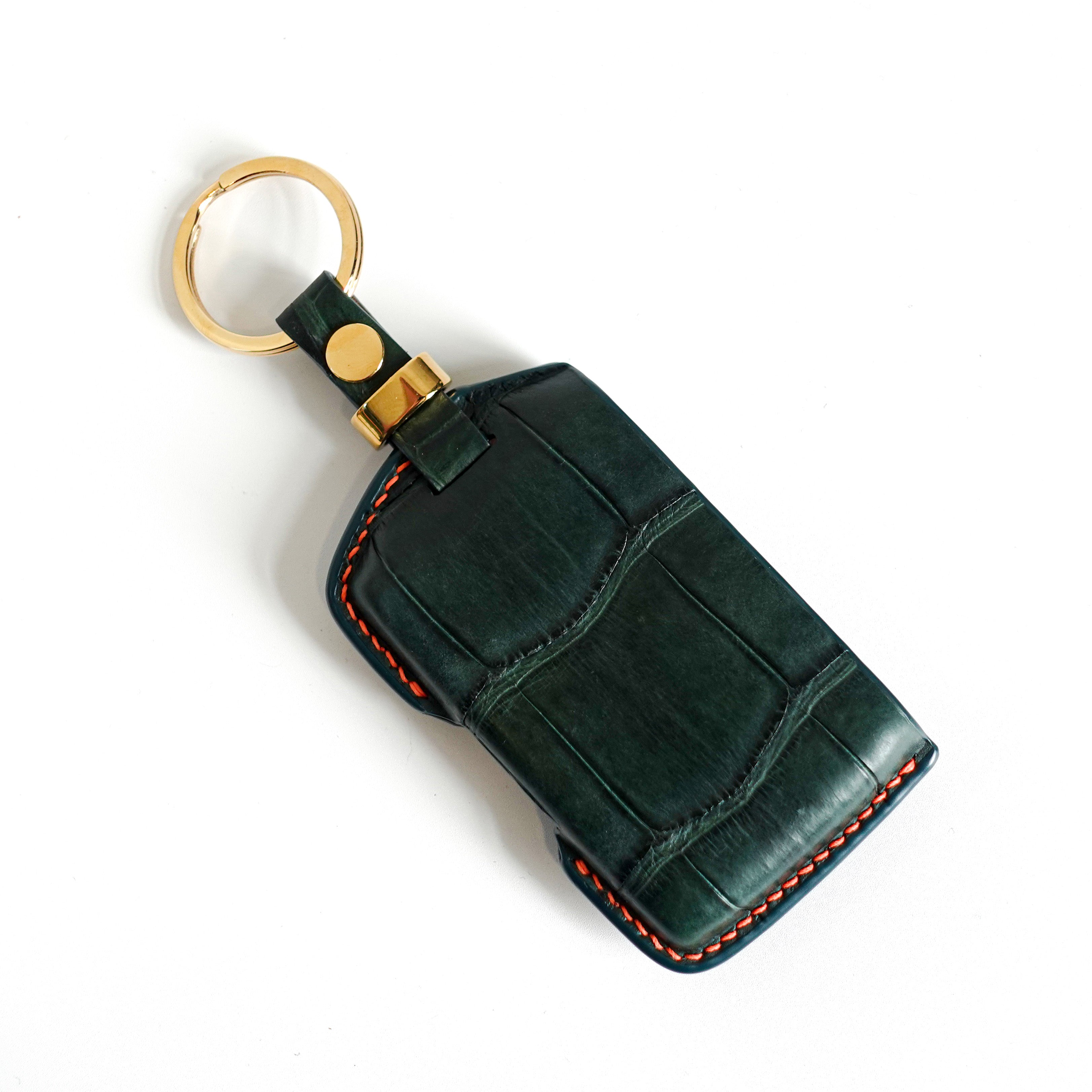 GREEN HANDMADE LEATHER KEY CASE FOR VOLVO