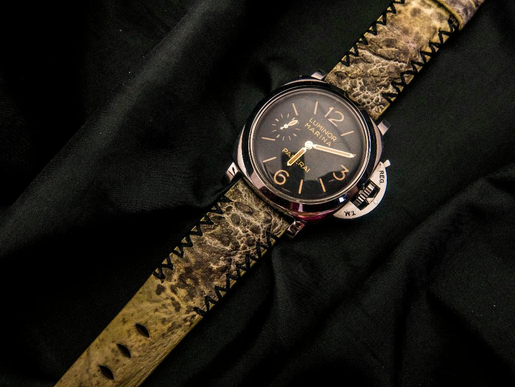 YELLOW TOAD LEATHER STRAP