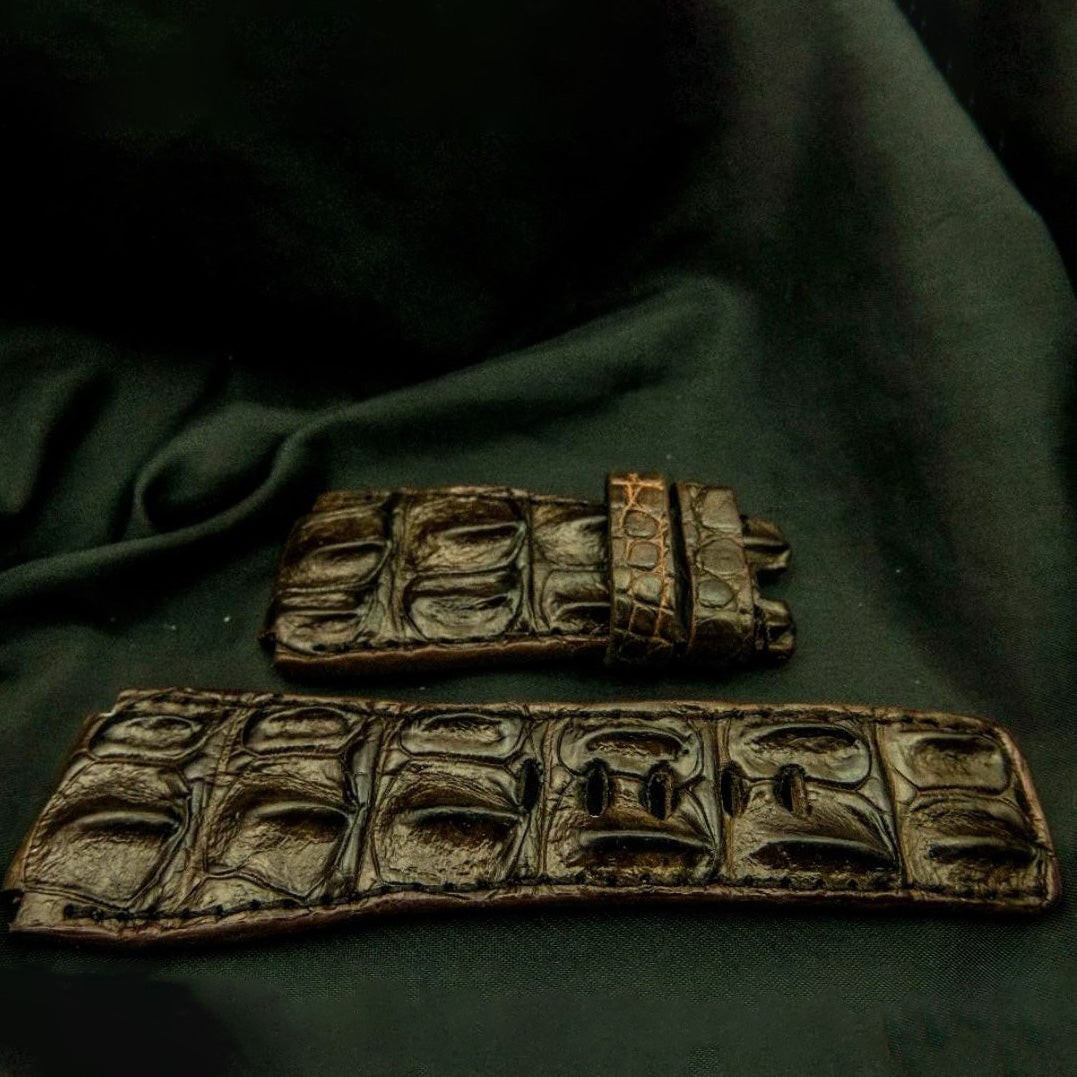 BROWN CROCODILE HORNBACK LEATHER STRAP