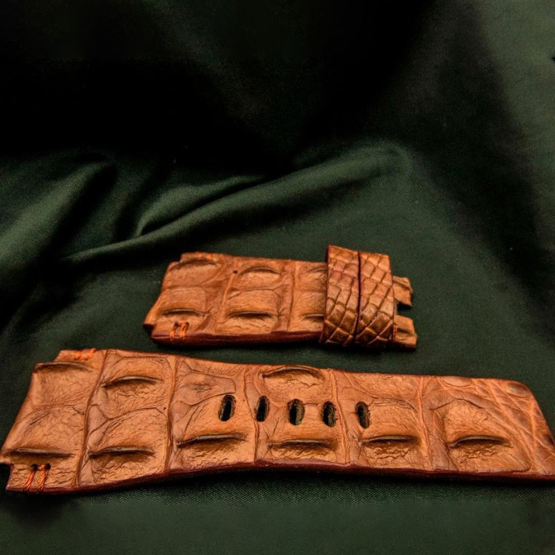 BROWN CROCODILE HORNBACK LEATHER STRAP