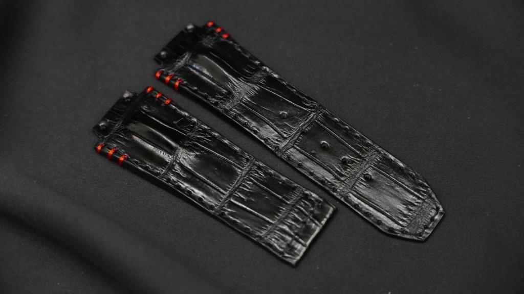 BLACK CROCODILE HORNBACK LEATHER STRAP