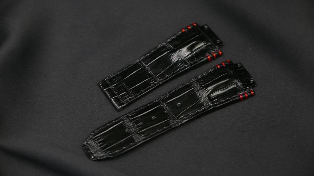BLACK CROCODILE HORNBACK LEATHER STRAP