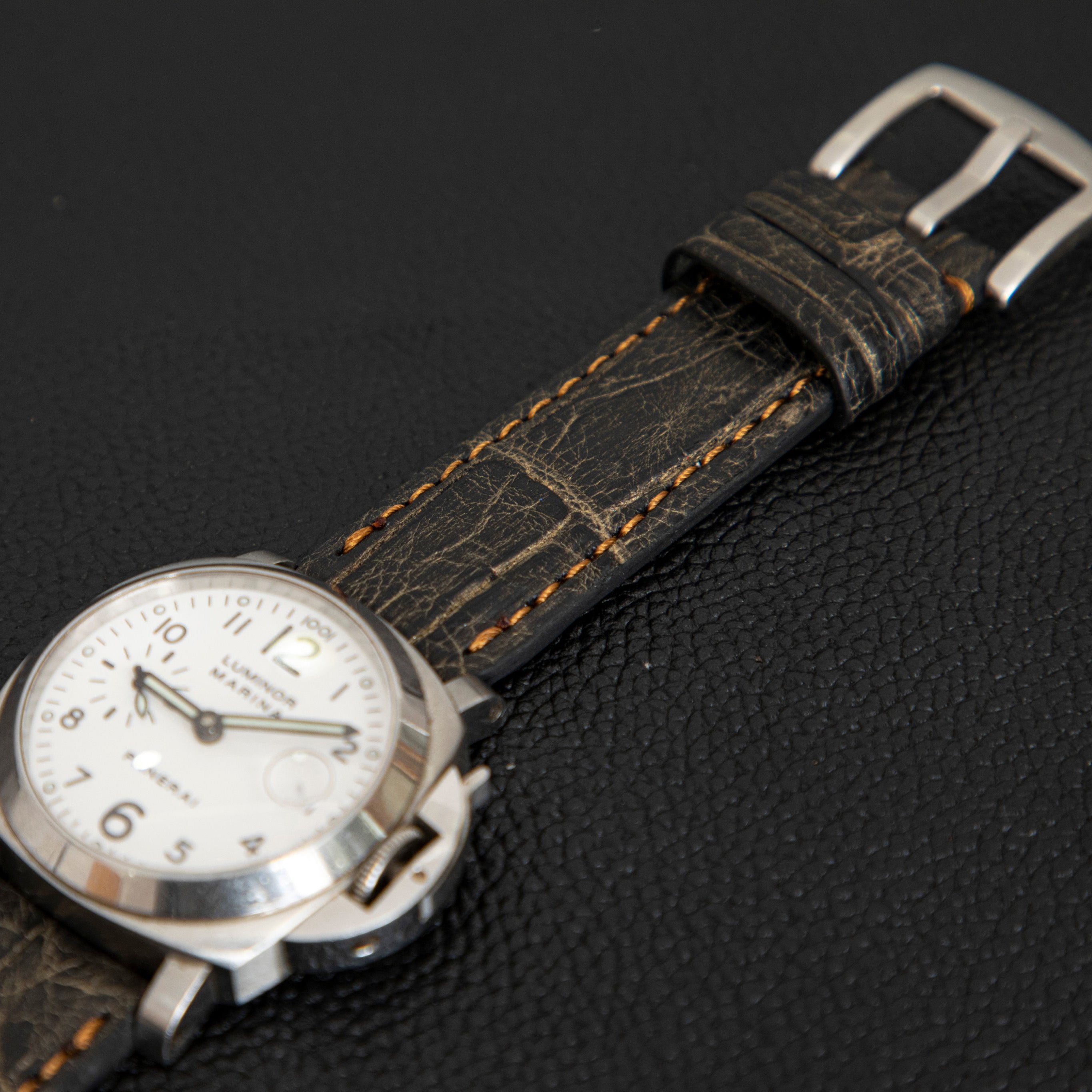 BLACK&GOLD CROCODILE BELLY LEATHER STRAP