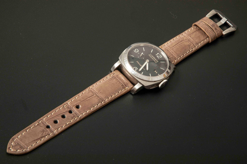 BEIGE CROCODILE BELLY LEATHER STRAP