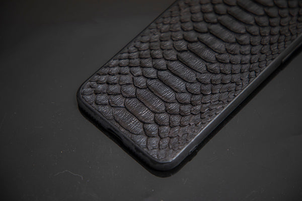 BLACK PYTHON LEATHER PHONE CASE