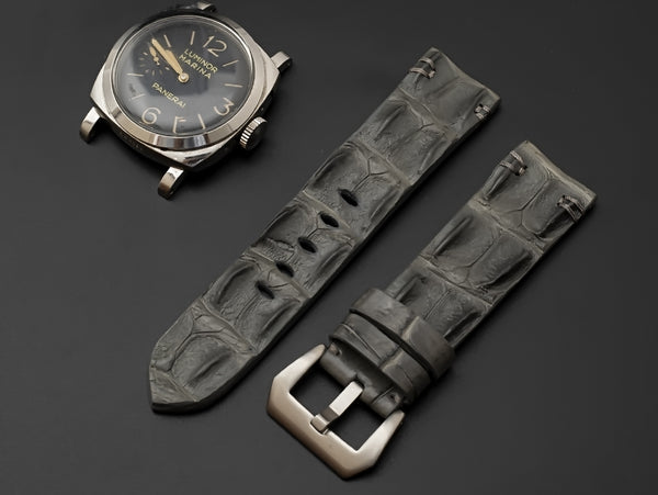GREY CROCODILE HORNBACK LEATHER STRAP