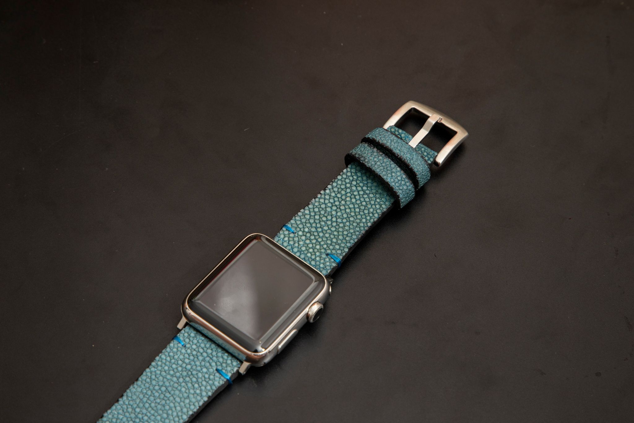 BLUE STINGRAY LEATHER STRAP