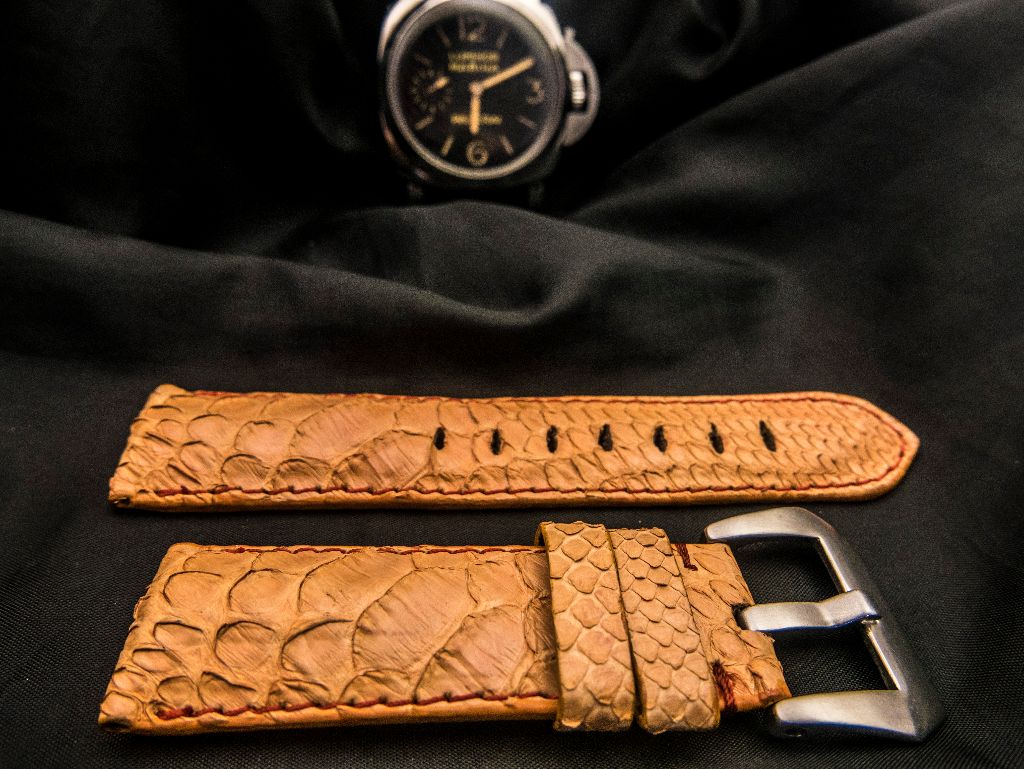 ORANGE PYTHON LEATHER STRAP - Lac Crado 